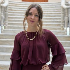 Visit Oksana Abdukadyrova shop