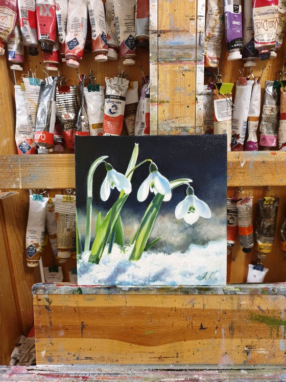 "Gentle May."  flower  liGHt original painting  GIFT (2021)