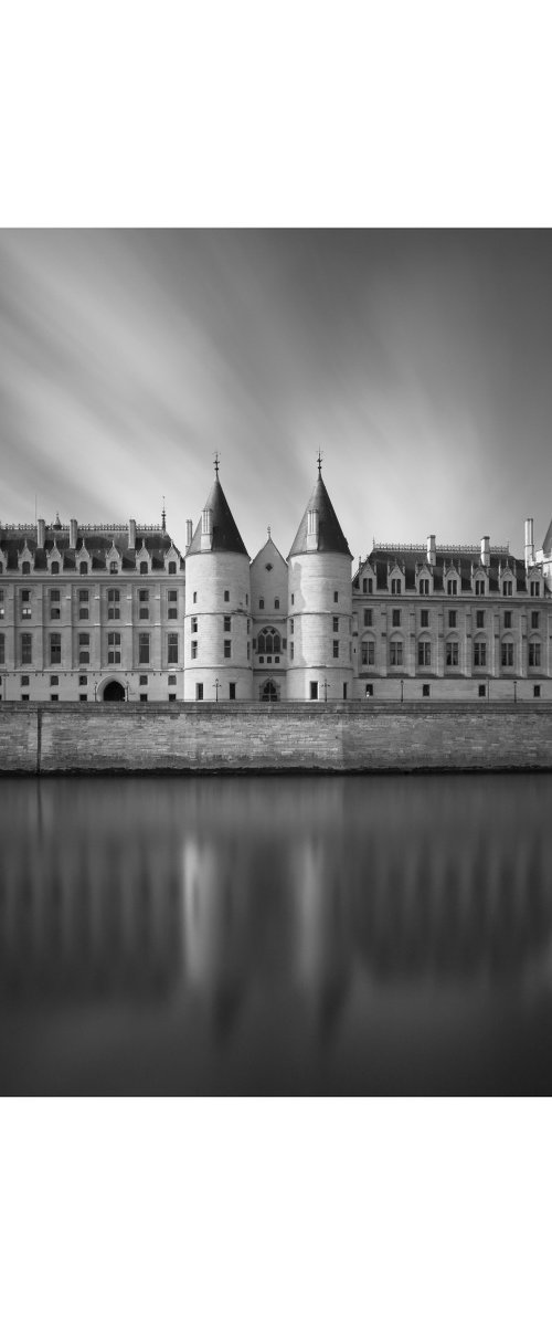 PAR Conciergerie, Paris by Alex Holland