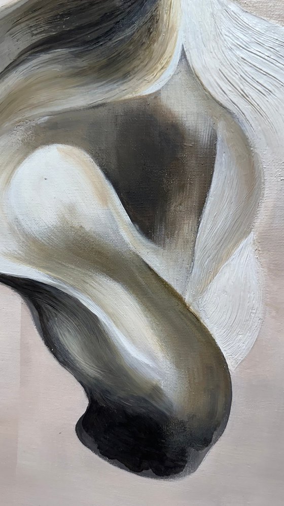 Grey and beige Abstract Textured Horse