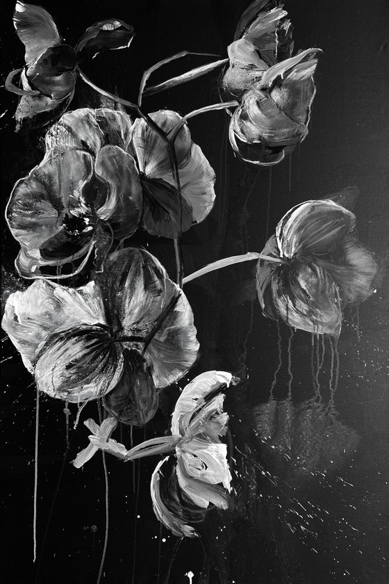 Black and white flower 10