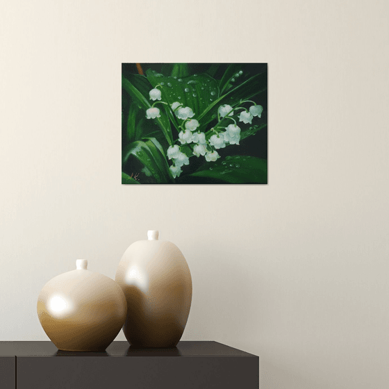 "Delicate lilies of the valley (option 2)"