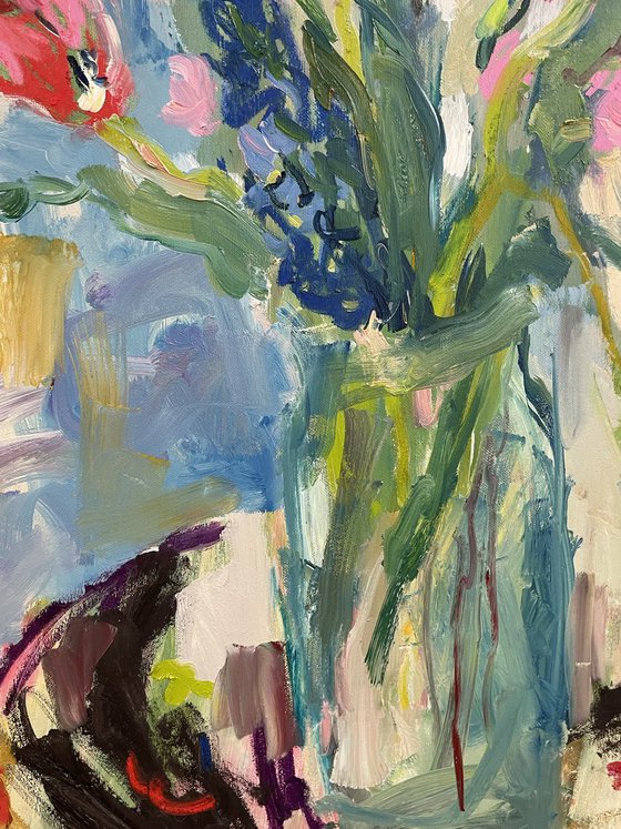 Spring flowers in a glass vase