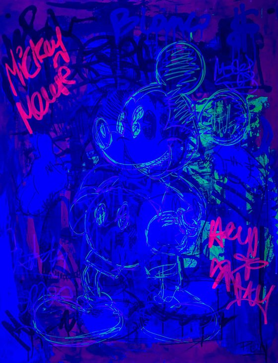 Mickey Mouse Street Art in pink, green black