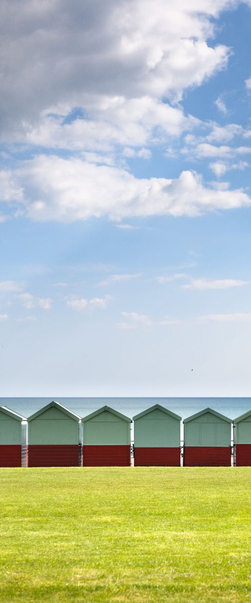 Hove Beach II by Tom Hanslien