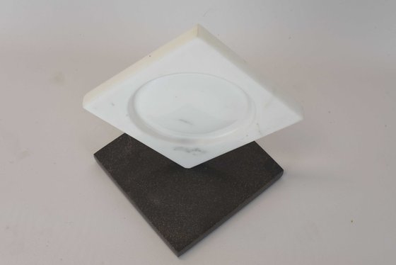 CIRCULAR LIGHT I I I