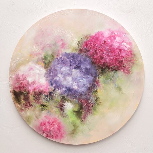 Round of hydrangeas by Martine Grégoire