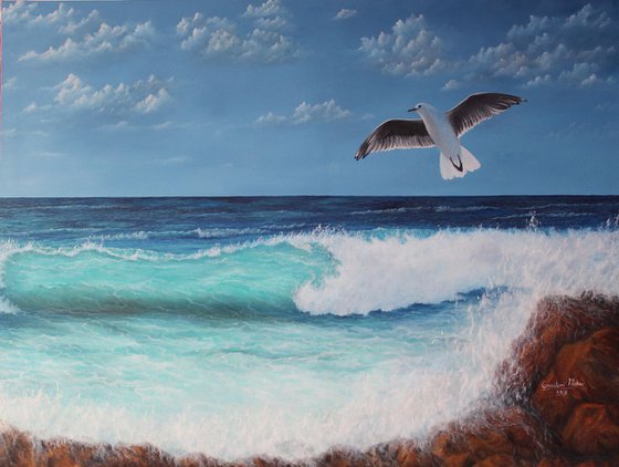 Sea Waves with Seagull