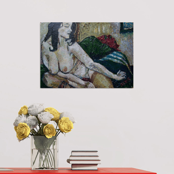 Eve and the red cushion