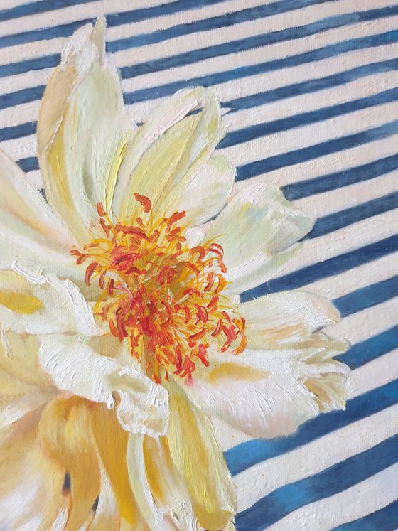 "Chameleon peony in a blue vase." still life peony old vase summer  liGHt original painting  GIFT (2020)