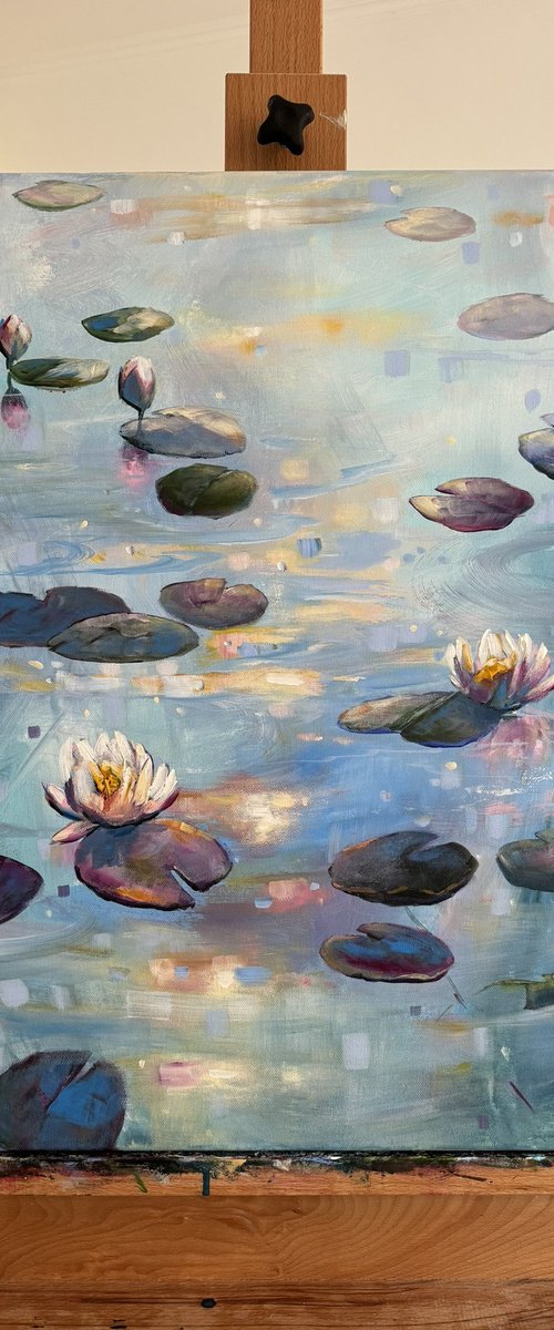 Lilies Dance 5 by Sandra Gebhardt-Hoepfner