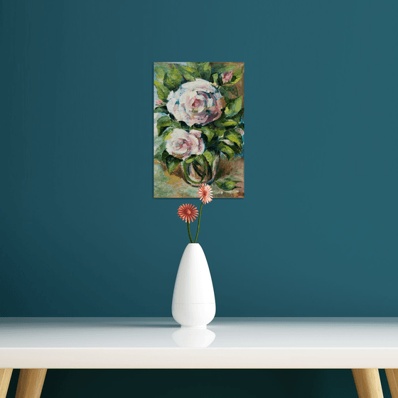 ROSES IN VASE