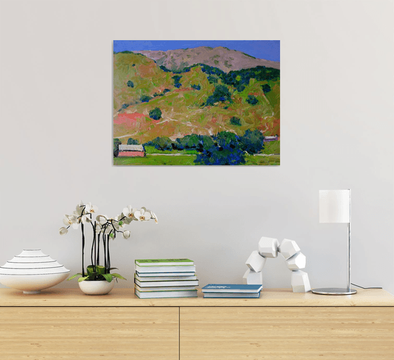 Green Hills. Mountains in California