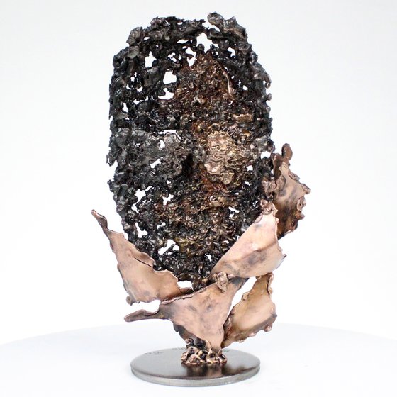 A tear 96-21 Face sculpture