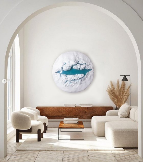 Form.(Minimalist Relief)