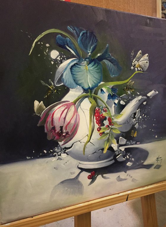 White moth - original oil on canvas 40 x 40 cm