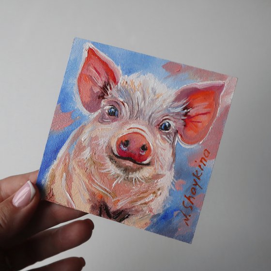 Piggy Miniatures in Framed