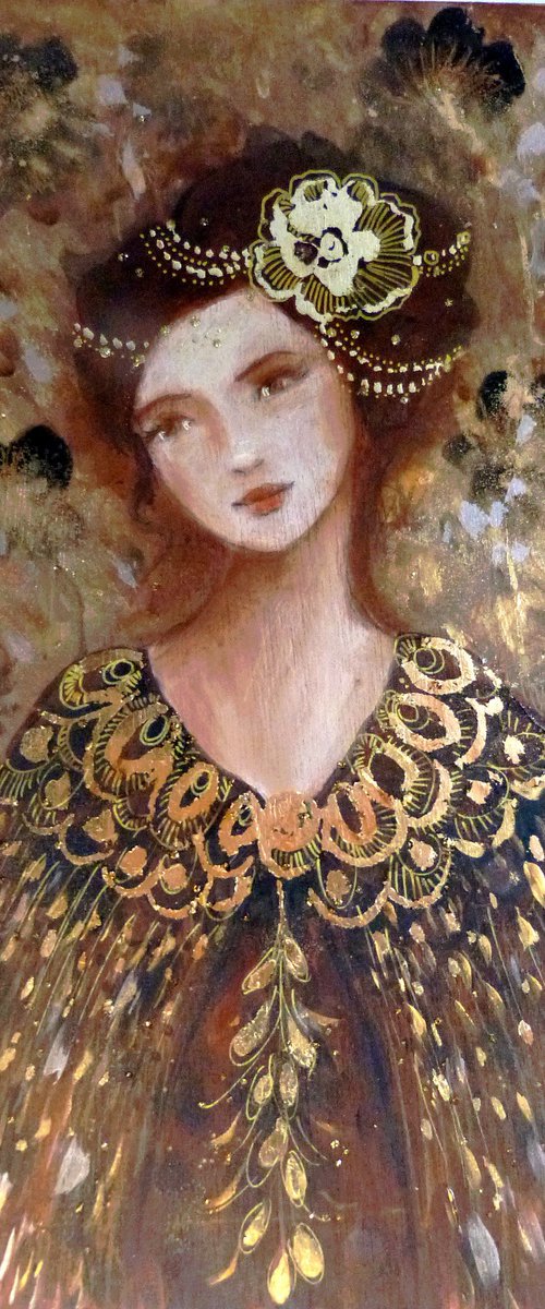 Golden thoughts. by Loetitia Pillault
