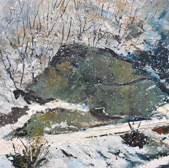 Snow on the river - 7623