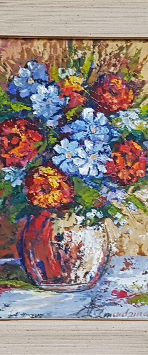 Red & Blue by Romas Zmuidzinavicius