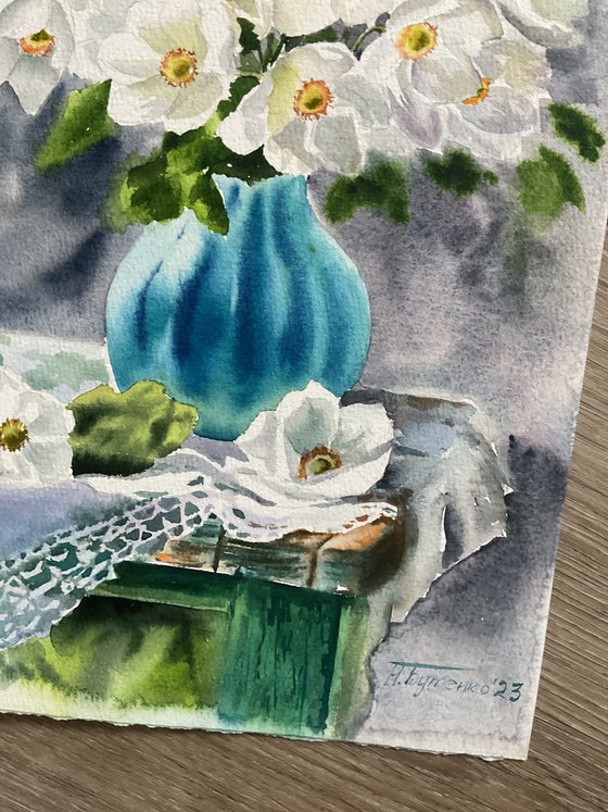 Bouquet of white flowers, original