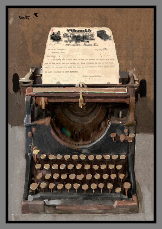 ANCIENT TYPEWRITER