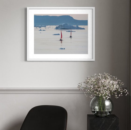 SAILING LIGHT