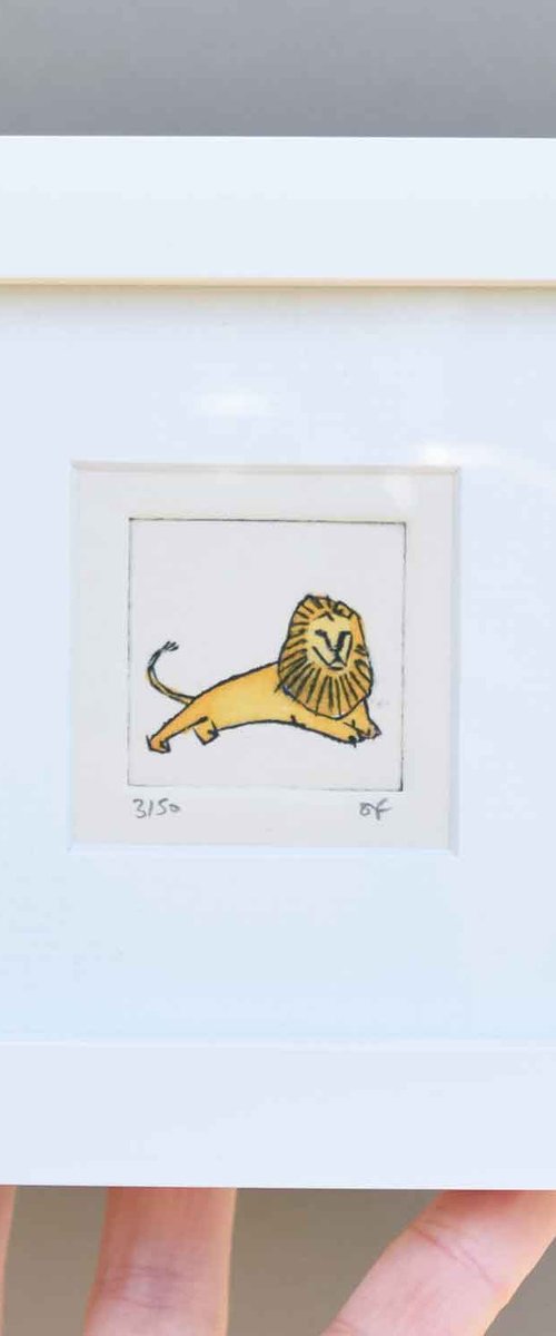 Mini framed lion by Sally Fisher