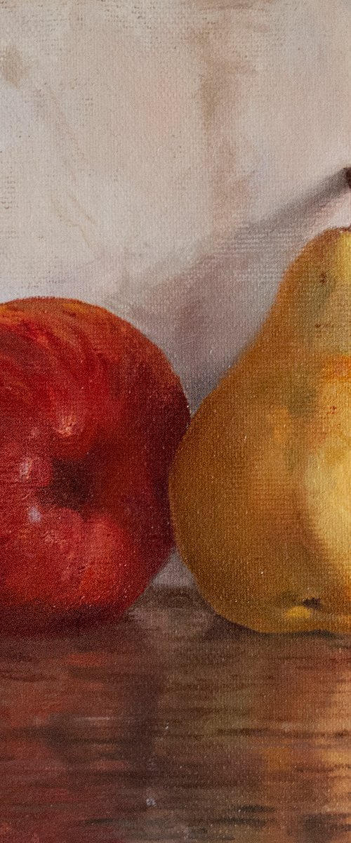 Apple & Pear by Nikola Ivanovic