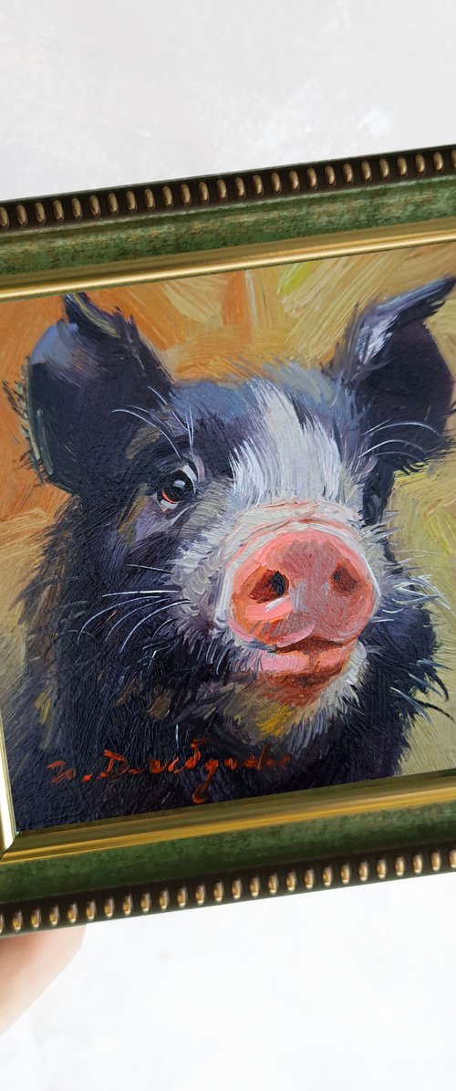 Pig portrait by Nataly Derevyanko