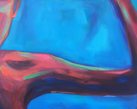 Sun Kissed Female Figure — It's Easy to Enjoy