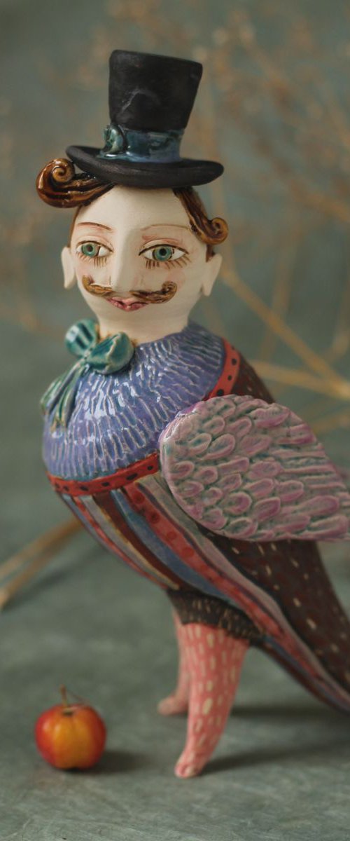Funny bird. Ceramic sculpture by Elya Yalonetski