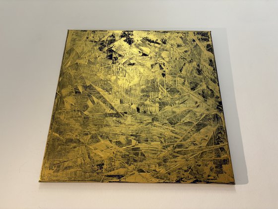 Echoes of Fire 70x70x2 cm