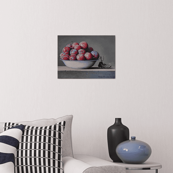 Still life - red plums (40x30cm, oil painting, ready to hang)