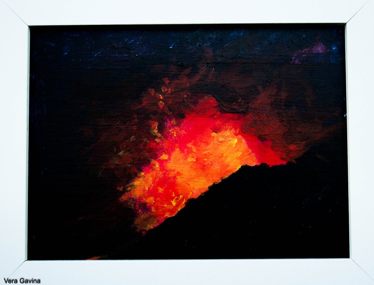 Volcan by Vera Gavina