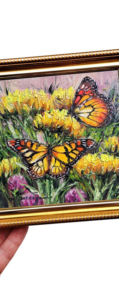 Monarch butterfly painting by Nataly Derevyanko