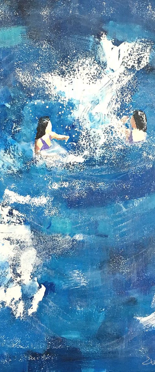 Playing with the waves by Carlos Martín