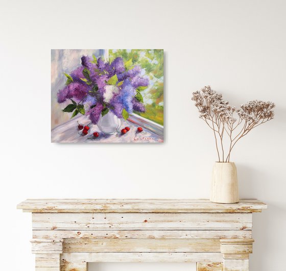 Lilac bouquet in a vase still life