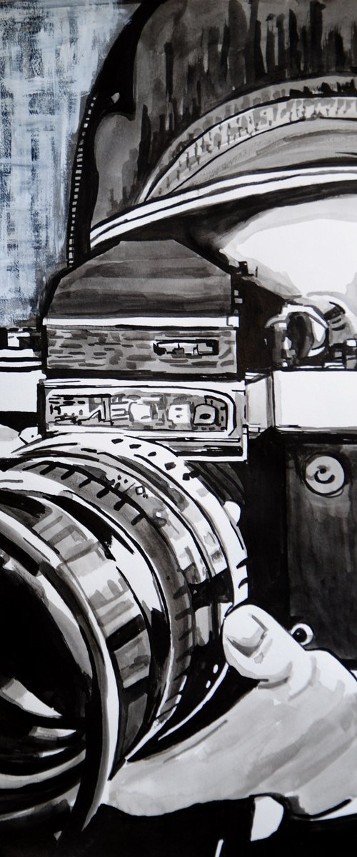 Girl with camera / 50 x 35 cm by Alexandra Djokic