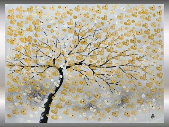 Golden Bloom Drift