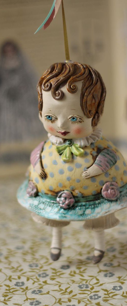 Petit bébé.  Little baby, From "Le Carousel, Hommage à l'Innocence" project by Elya Yalonetski by Elya Yalonetski