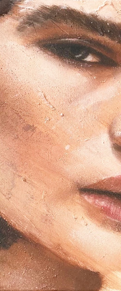 Brunette with earring | Beautiful woman brain hair oil painting on canvas portrait female by Renske Karlien Hercules