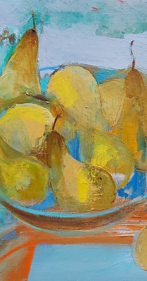 pears by Victoria Cozmolici