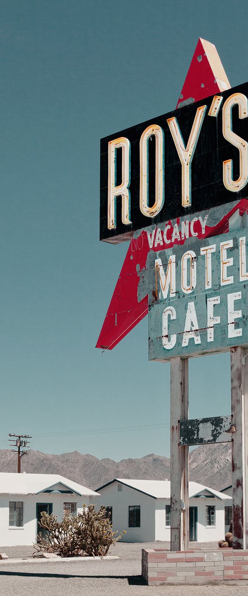 Roy's Motel and Cafe, Mojave by Heike Bohnstengel