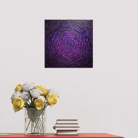 Purple concentric shine