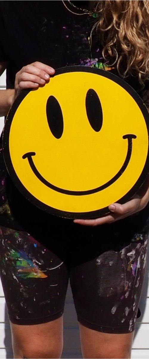 (#12) Large One-off Smiley Face by Show Pony