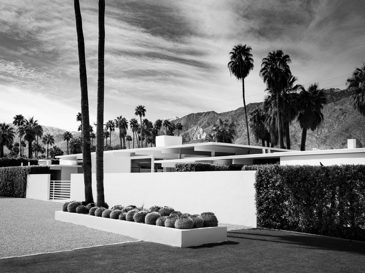 Photorealistic Cityscapes Photograph By Harv Greenberg, 40 X 30, Holden Estate - Palm Springs, Original Artwork