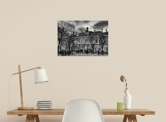 " Windy evening in Paris " Limited Edition  1 / 50