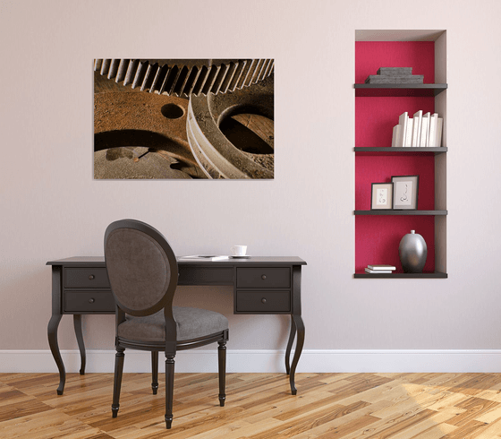 Old Gear Steel VI on Dibond with Plexiglass