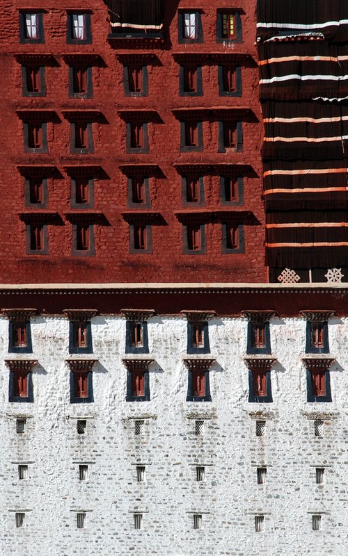 Potala Palace - Lhasa by Jacek Falmur